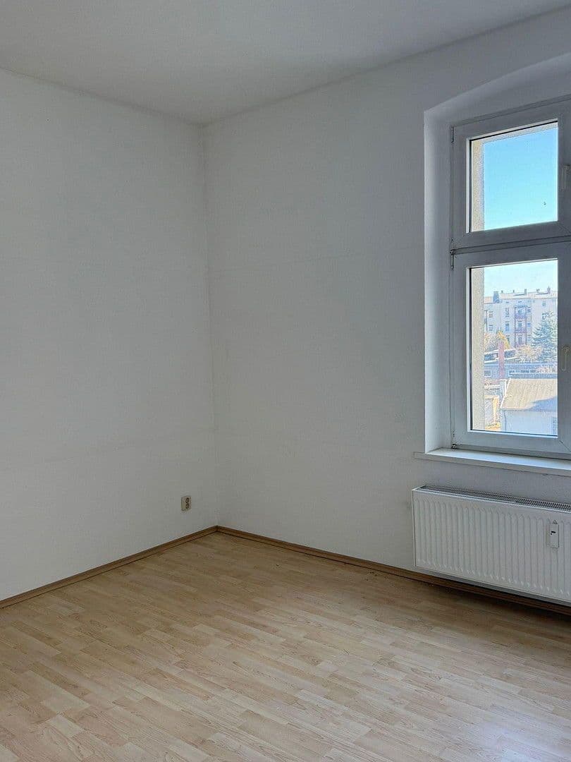 Pronájem bytu 4+1 105 m², Eisenbahnstraße 46, Eberswalde, Braniborsko Pronájem bytu 4+1 105 m², Eisenbahnstraße 46, Eberswalde, Braniborsko