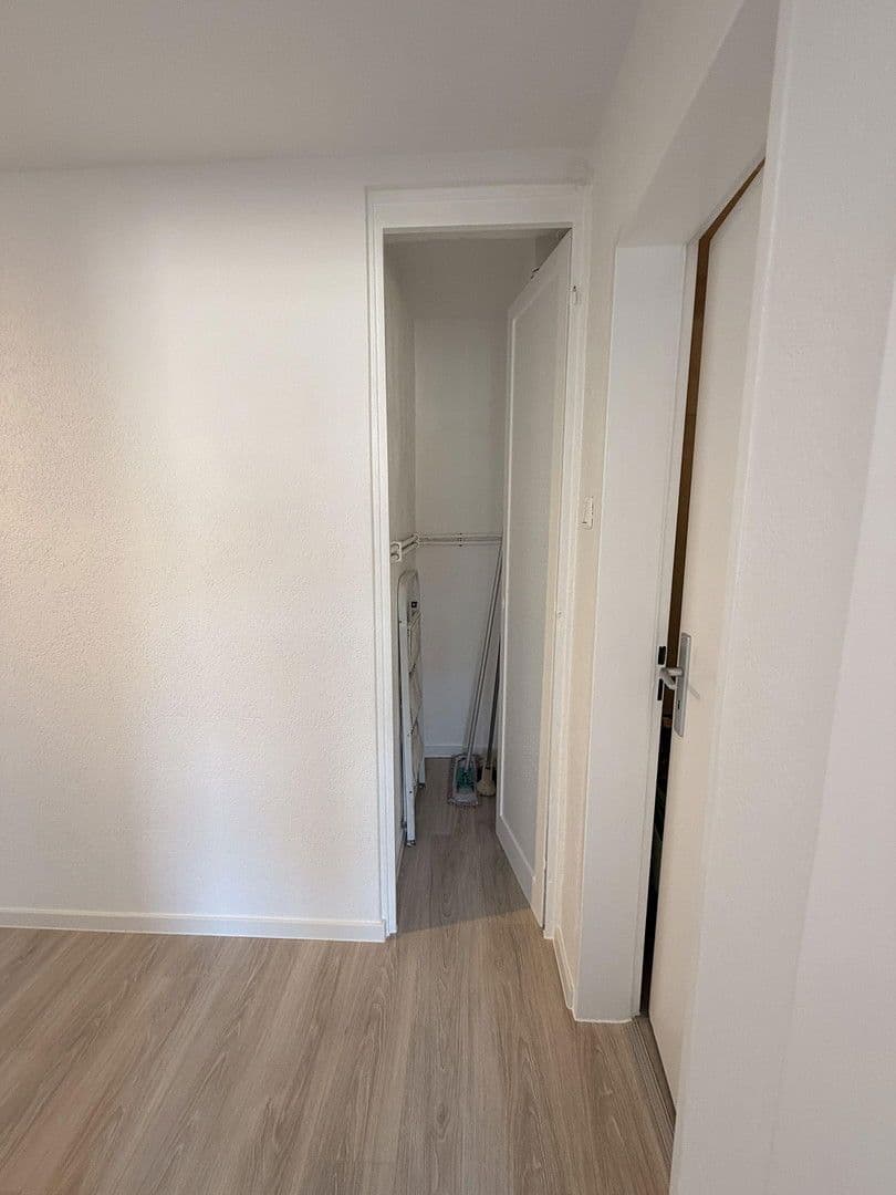 Pronájem bytu 3+1 65 m², Hannover, Dolní Sasko Pronájem bytu 3+1 65 m², Hannover, Dolní Sasko