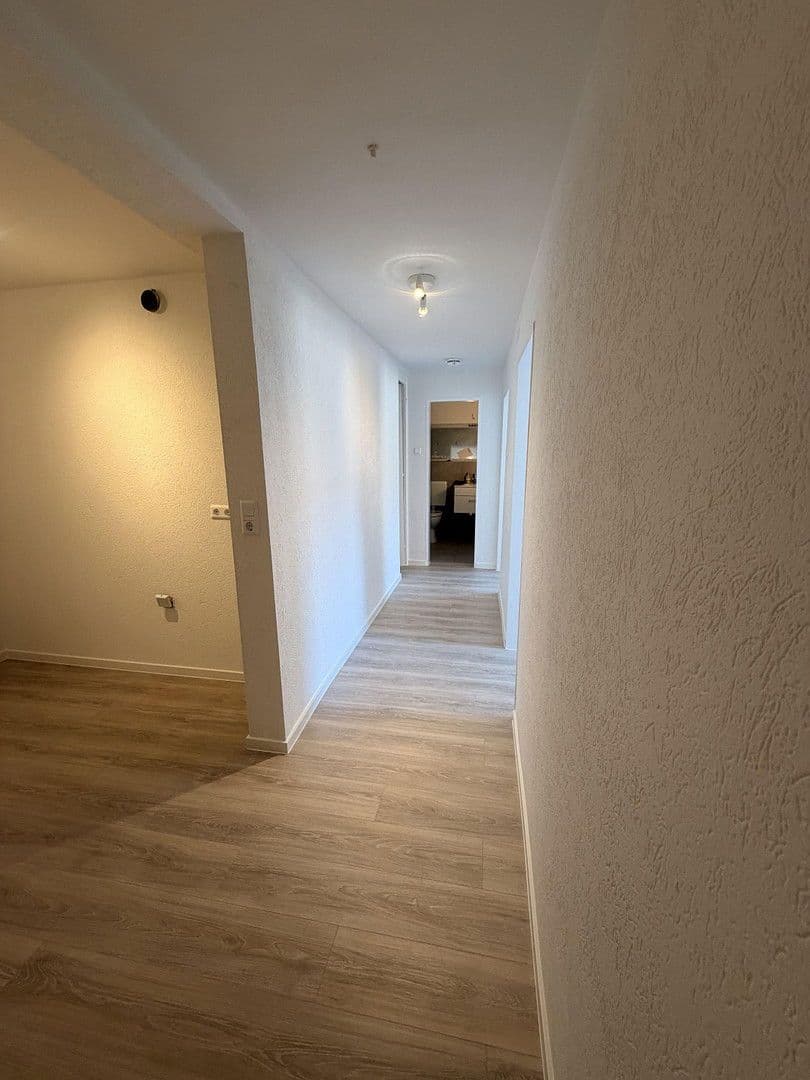 Pronájem bytu 3+1 65 m², Hannover, Dolní Sasko Pronájem bytu 3+1 65 m², Hannover, Dolní Sasko