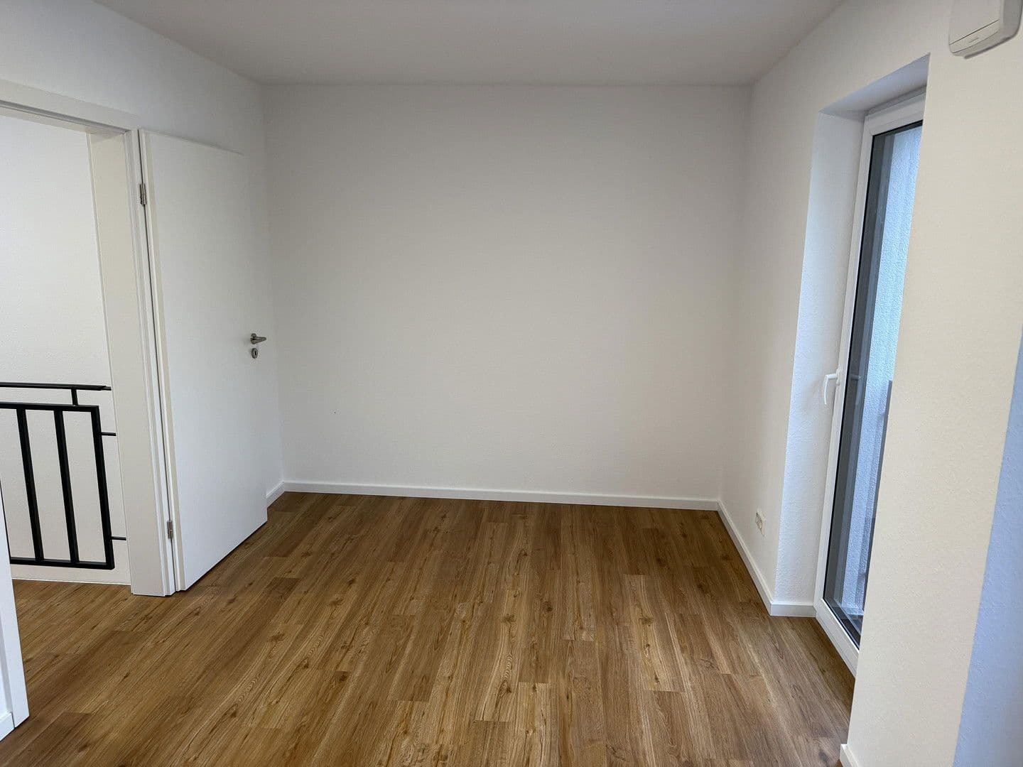 Pronájem domu 160 m², pozemek 160 m², Rankackerweg 38A, Freiburg im Breisgau, Bádensko-Württembersko Pronájem domu 160 m², pozemek 160 m², Rankackerweg 38A, Freiburg im Breisgau, Bádensko-Württembersko