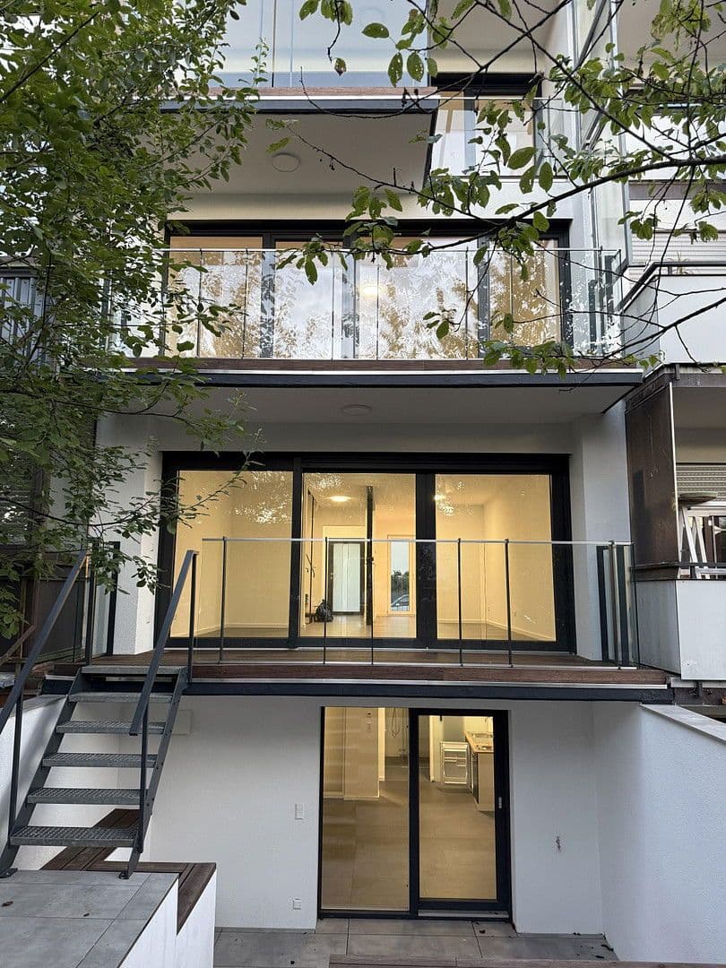 Pronájem domu 160 m², pozemek 160 m², Rankackerweg 38A, Freiburg im Breisgau, Bádensko-Württembersko Pronájem domu 160 m², pozemek 160 m², Rankackerweg 38A, Freiburg im Breisgau, Bádensko-Württembersko