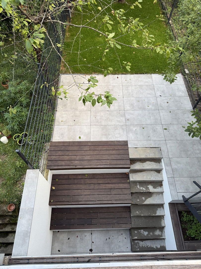 Pronájem domu 160 m², pozemek 160 m², Rankackerweg 38A, Freiburg im Breisgau, Bádensko-Württembersko Pronájem domu 160 m², pozemek 160 m², Rankackerweg 38A, Freiburg im Breisgau, Bádensko-Württembersko