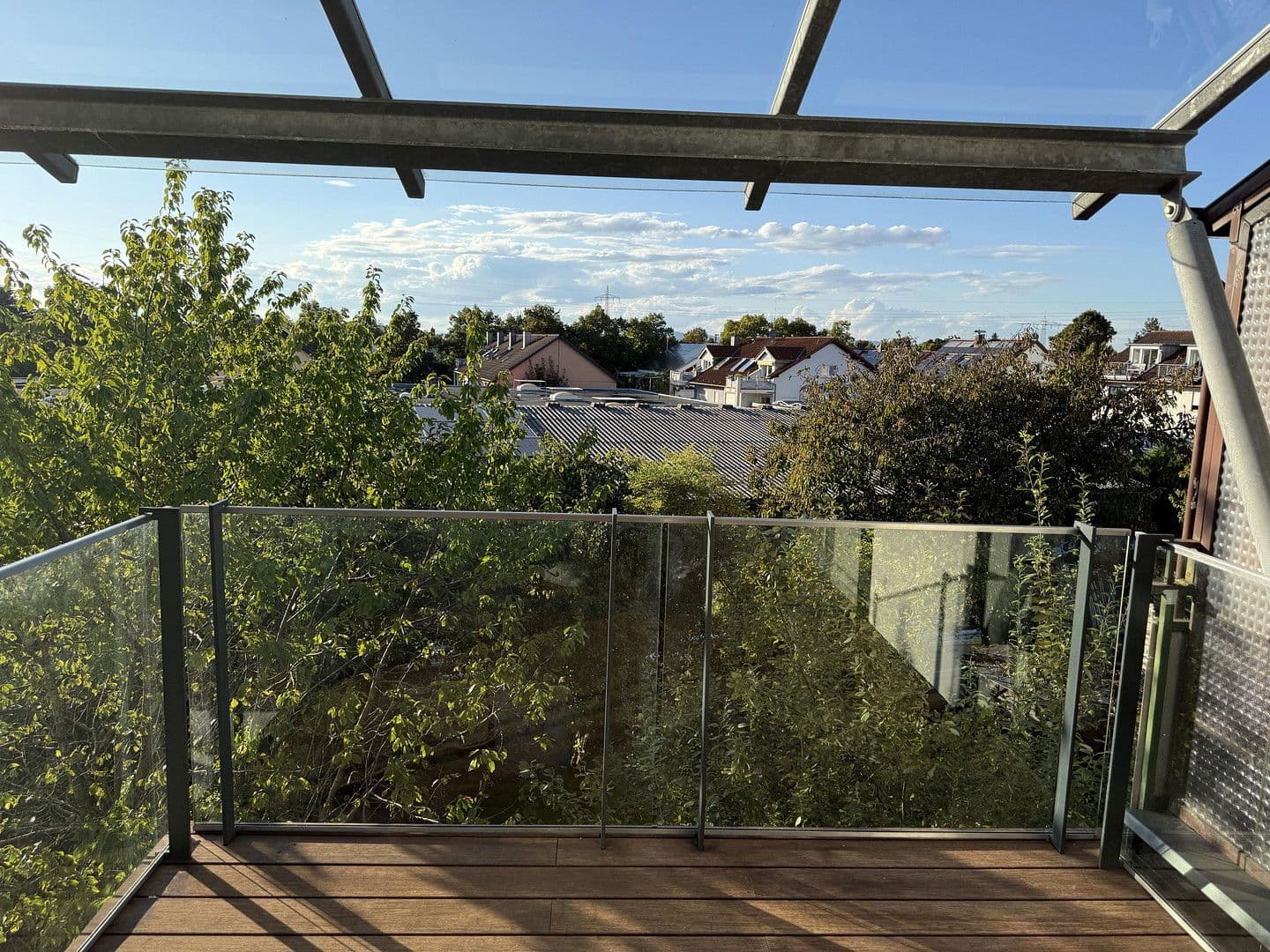 Pronájem domu 160 m², pozemek 160 m², Rankackerweg 38A, Freiburg im Breisgau, Bádensko-Württembersko Pronájem domu 160 m², pozemek 160 m², Rankackerweg 38A, Freiburg im Breisgau, Bádensko-Württembersko