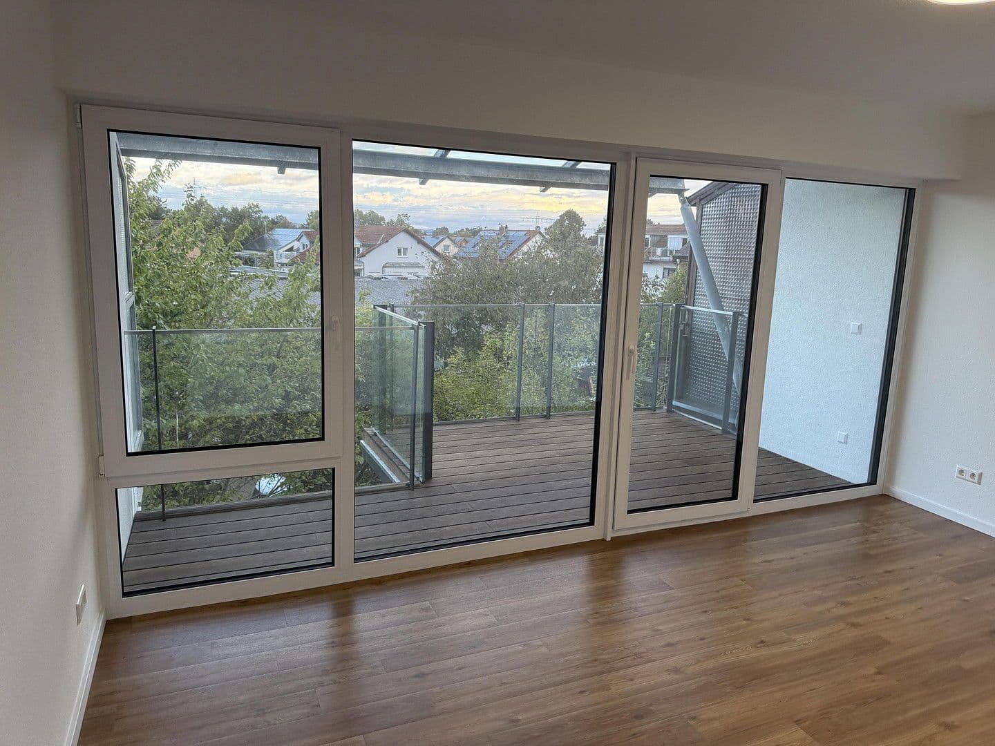 Pronájem domu 160 m², pozemek 160 m², Rankackerweg 38A, Freiburg im Breisgau, Bádensko-Württembersko Pronájem domu 160 m², pozemek 160 m², Rankackerweg 38A, Freiburg im Breisgau, Bádensko-Württembersko