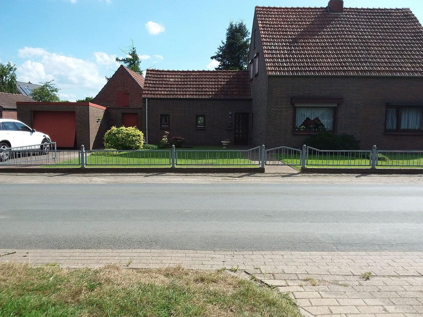 Prodej domu 90 m², pozemek 1.938 m², Berne, Dolní Sasko Prodej domu 90 m², pozemek 1.938 m², Berne, Dolní Sasko