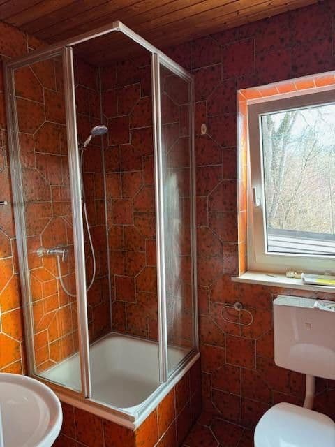 Pronájem bytu 1+kk 37 m², Berg, Bavorsko Pronájem bytu 1+kk 37 m², Berg, Bavorsko