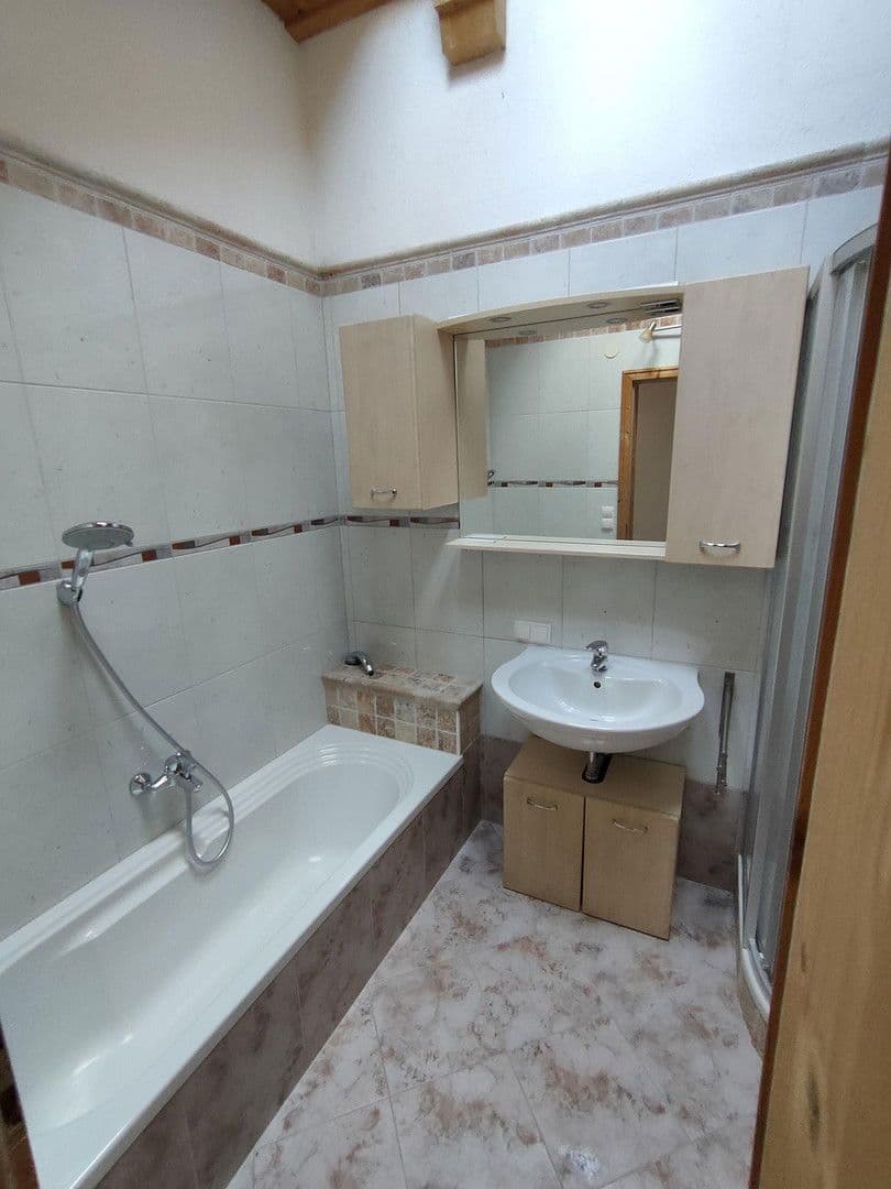 Prodej bytu 3+1 83 m², Kirchplatz 3, Götzens, Tyrolsko Prodej bytu 3+1 83 m², Kirchplatz 3, Götzens, Tyrolsko