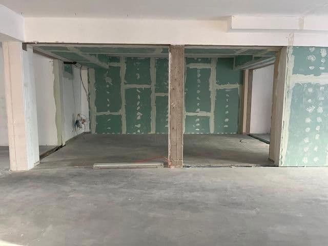 Pronájem nebytového prostoru 220 m², Burgstr.44, Leverkusen, Severní Porýní-Vestfálsko Pronájem nebytového prostoru 220 m², Burgstr.44, Leverkusen, Severní Porýní-Vestfálsko