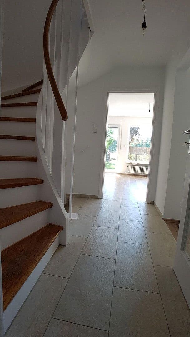 Prodej domu 100 m², pozemek 105 m², München, Bavorsko Prodej domu 100 m², pozemek 105 m², München, Bavorsko