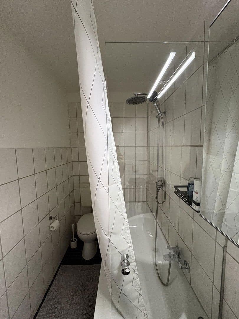 Pronájem bytu 2+1 38 m², Dielingerstr. 15/16, Osnabrück, Dolní Sasko Pronájem bytu 2+1 38 m², Dielingerstr. 15/16, Osnabrück, Dolní Sasko