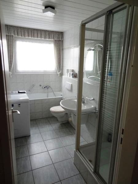 Prodej bytu 4+1 114 m², Leipziger Str 9b, Leverkusen, Severní Porýní-Vestfálsko Prodej bytu 4+1 114 m², Leipziger Str 9b, Leverkusen, Severní Porýní-Vestfálsko