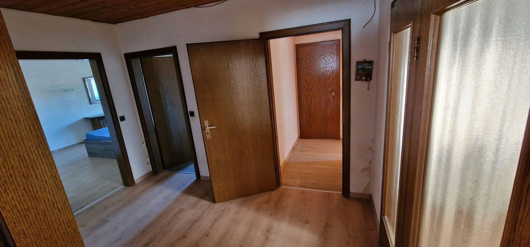 Pronájem bytu 3+1 90 m², Hundsangen, Porýní-Falc Pronájem bytu 3+1 90 m², Hundsangen, Porýní-Falc