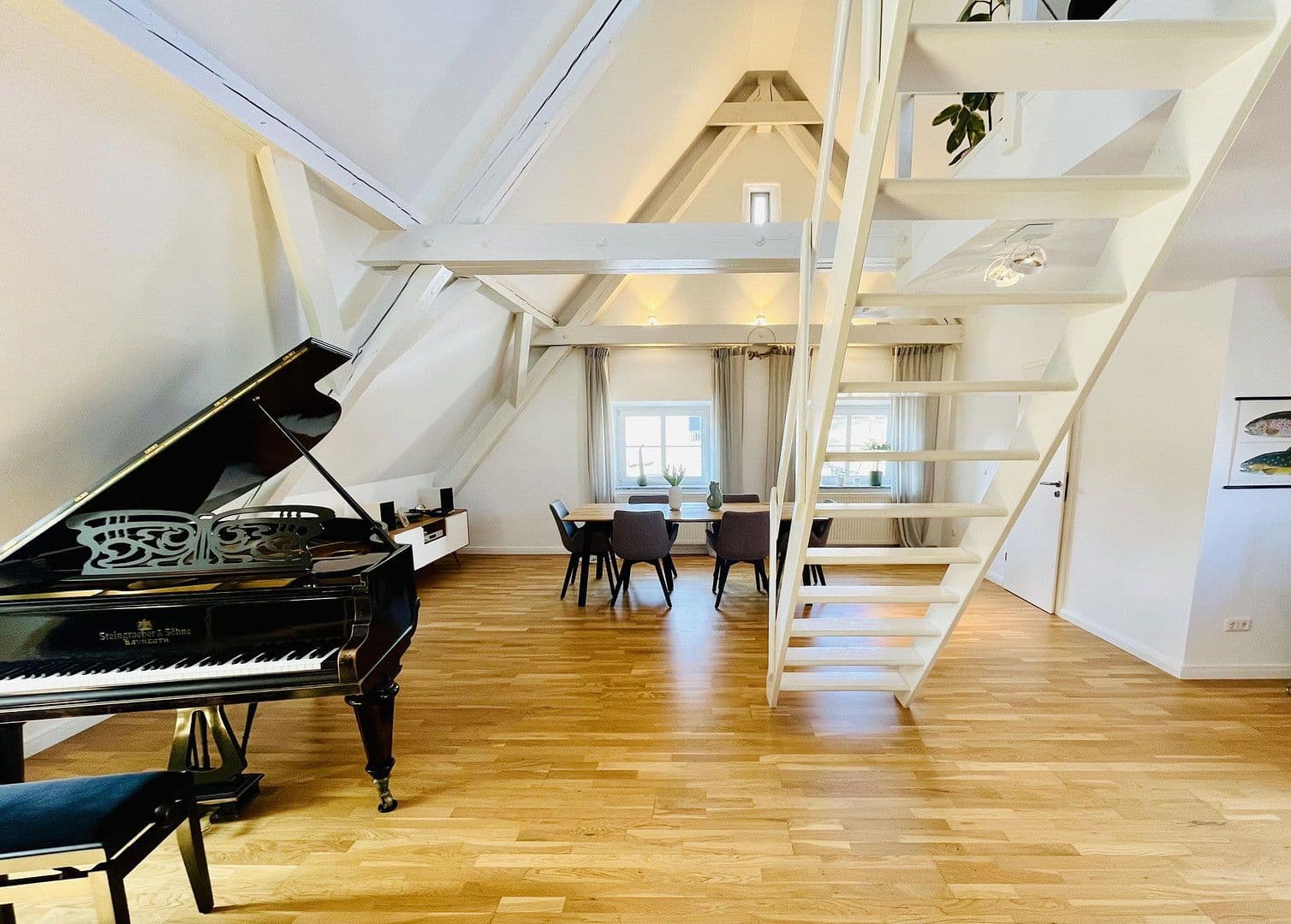 Prodej bytu 3+kk 120 m², Salinenstraße 21, Traunstein, Bavorsko Prodej bytu 3+kk 120 m², Salinenstraße 21, Traunstein, Bavorsko