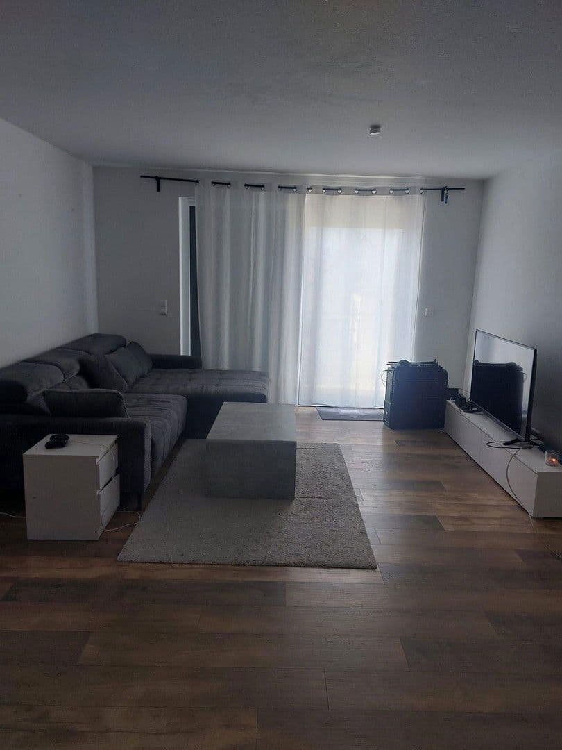 Pronájem bytu 2+1 71 m², Heinrich-Gerster-Str., Karlsdorf-Neuthard, Bádensko-Württembersko Pronájem bytu 2+1 71 m², Heinrich-Gerster-Str., Karlsdorf-Neuthard, Bádensko-Württembersko