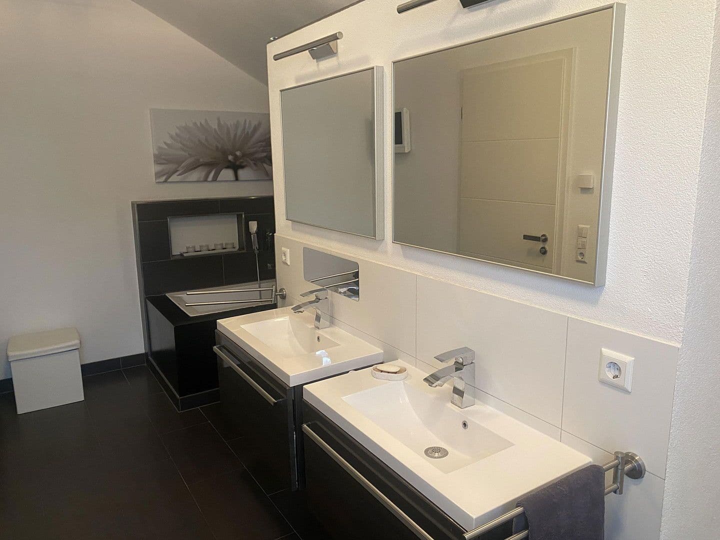 Prodej domu 170 m², pozemek 404 m², Wimsheim, Bádensko-Württembersko Prodej domu 170 m², pozemek 404 m², Wimsheim, Bádensko-Württembersko