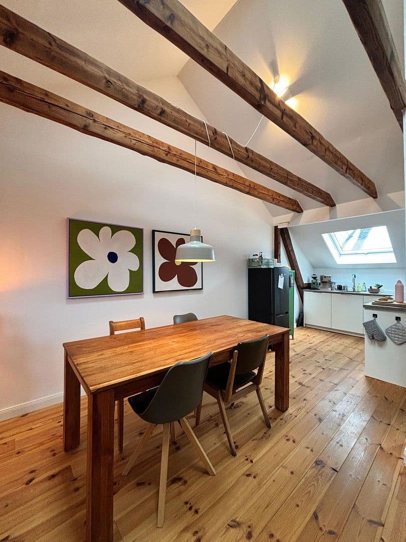 Pronájem bytu 3+1 77 m², Duisburg, Severní Porýní-Vestfálsko Pronájem bytu 3+1 77 m², Duisburg, Severní Porýní-Vestfálsko