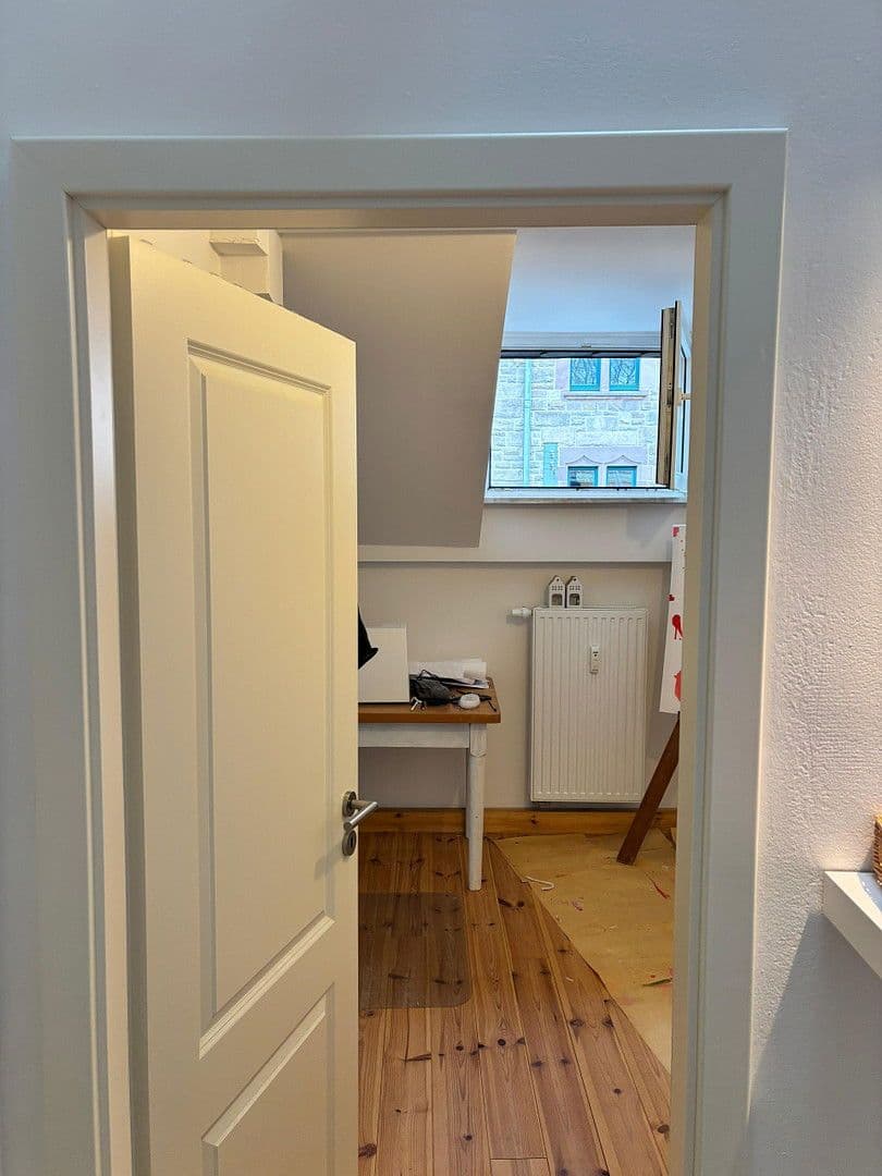 Pronájem bytu 3+1 77 m², Duisburg, Severní Porýní-Vestfálsko Pronájem bytu 3+1 77 m², Duisburg, Severní Porýní-Vestfálsko