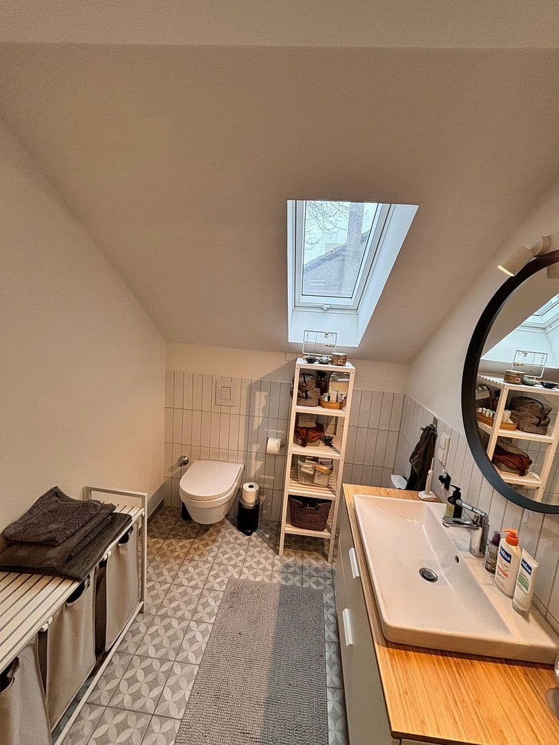 Pronájem bytu 3+1 77 m², Duisburg, Severní Porýní-Vestfálsko Pronájem bytu 3+1 77 m², Duisburg, Severní Porýní-Vestfálsko