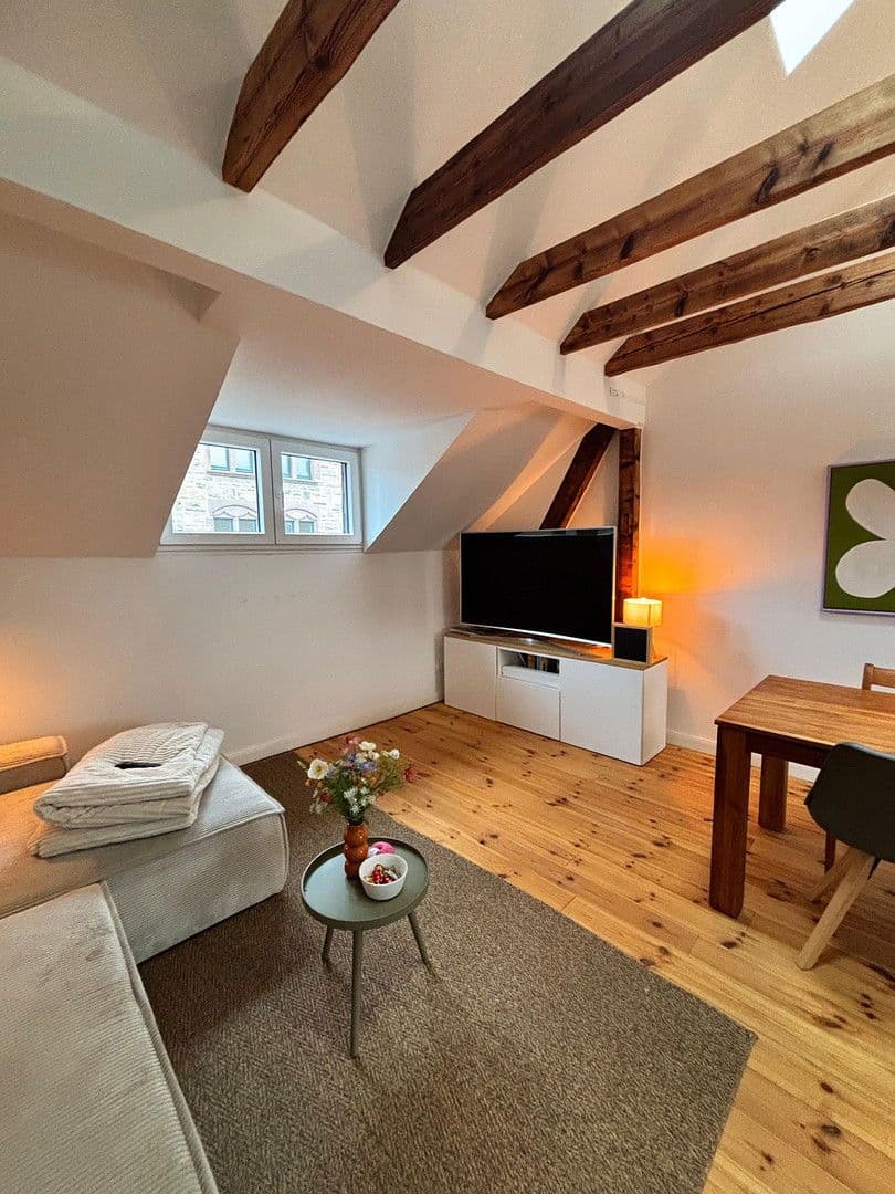 Pronájem bytu 3+1 77 m², Duisburg, Severní Porýní-Vestfálsko Pronájem bytu 3+1 77 m², Duisburg, Severní Porýní-Vestfálsko