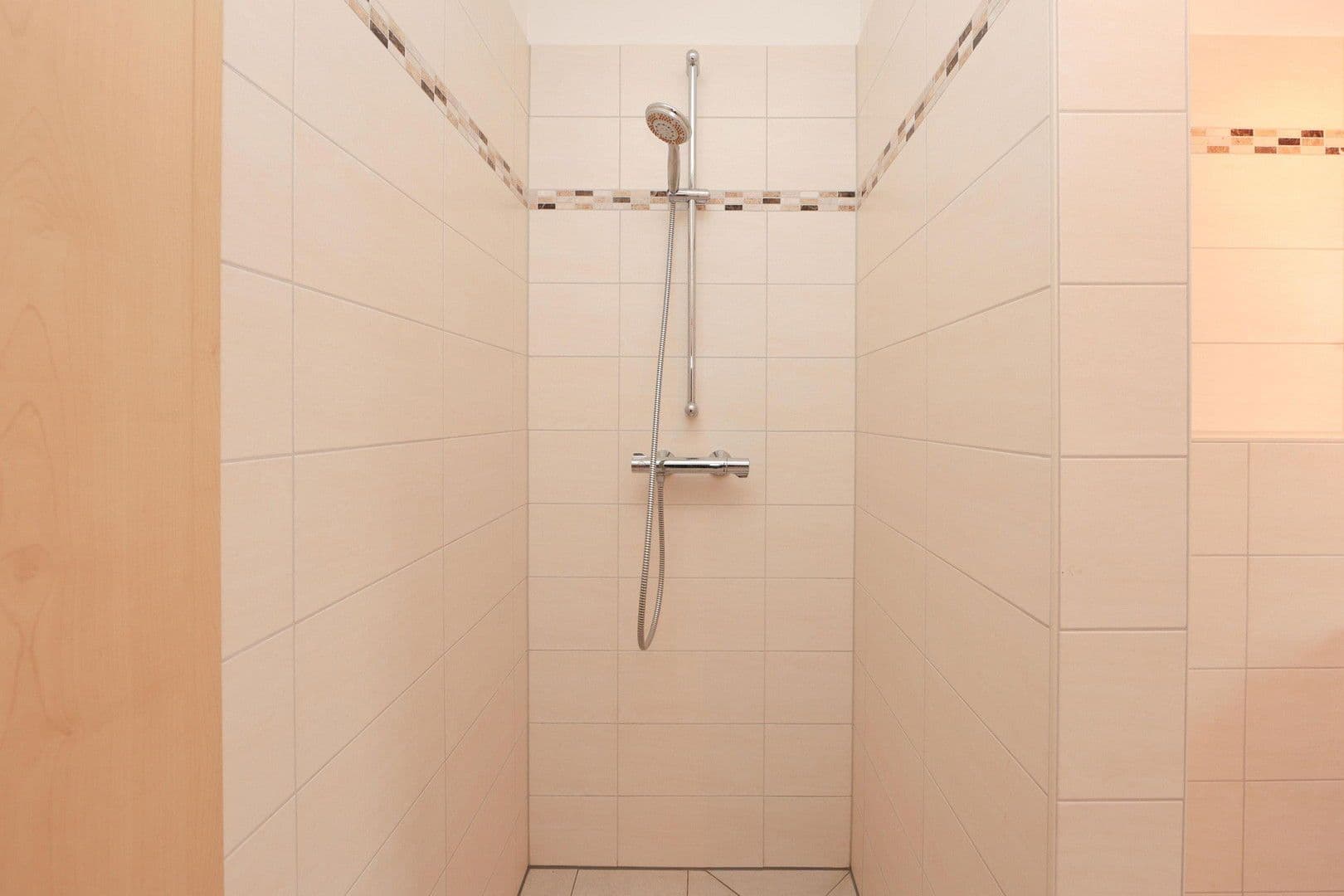 Pronájem domu 164 m², pozemek 550 m², Oranienburg, Braniborsko Pronájem domu 164 m², pozemek 550 m², Oranienburg, Braniborsko