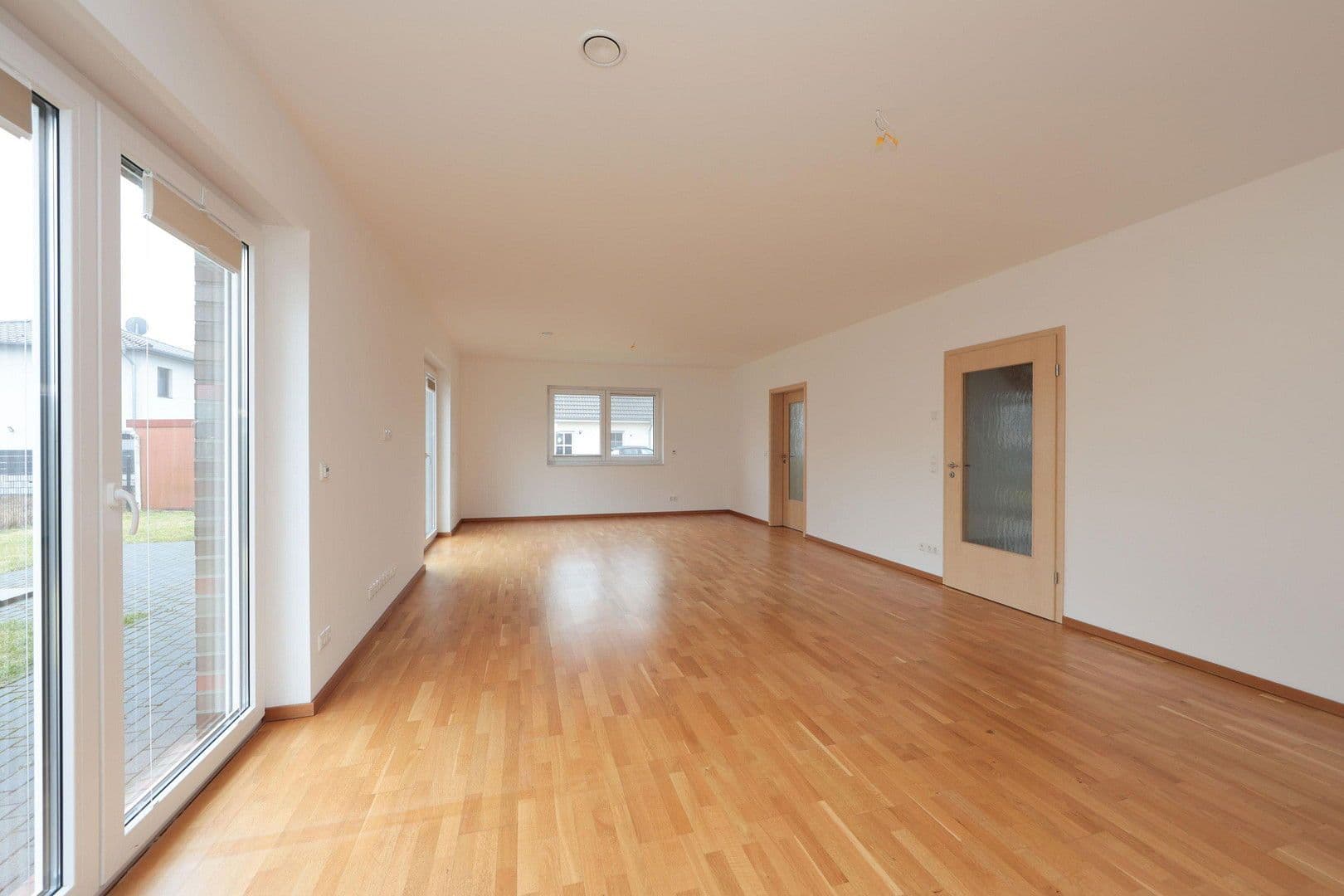 Pronájem domu 164 m², pozemek 550 m², Oranienburg, Braniborsko Pronájem domu 164 m², pozemek 550 m², Oranienburg, Braniborsko