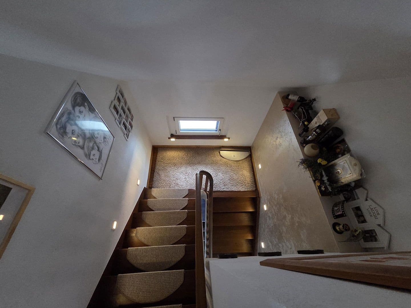 Prodej domu 120 m², pozemek 365 m², Schutzenstrasse, 21/1, Niefern-Öschelbronn, Bádensko-Württembersko Prodej domu 120 m², pozemek 365 m², Schutzenstrasse, 21/1, Niefern-Öschelbronn, Bádensko-Württembersko