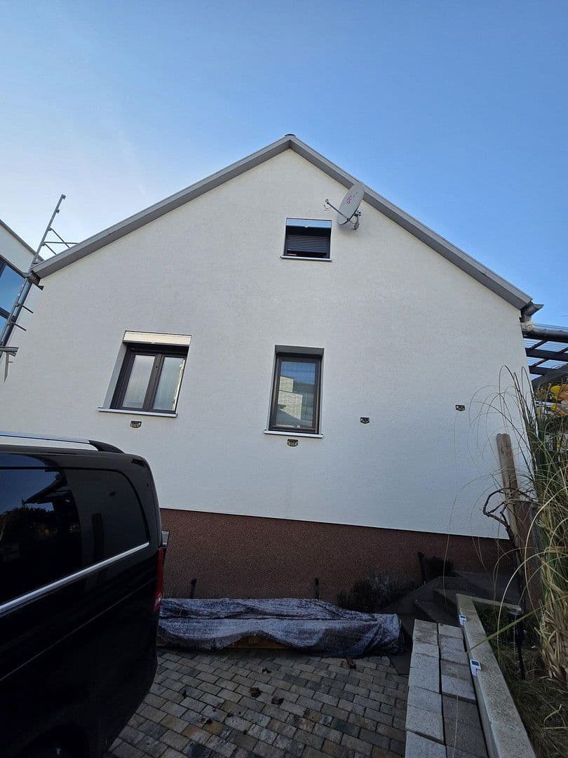 Prodej domu 120 m², pozemek 365 m², Schutzenstrasse, 21/1, Niefern-Öschelbronn, Bádensko-Württembersko Prodej domu 120 m², pozemek 365 m², Schutzenstrasse, 21/1, Niefern-Öschelbronn, Bádensko-Württembersko