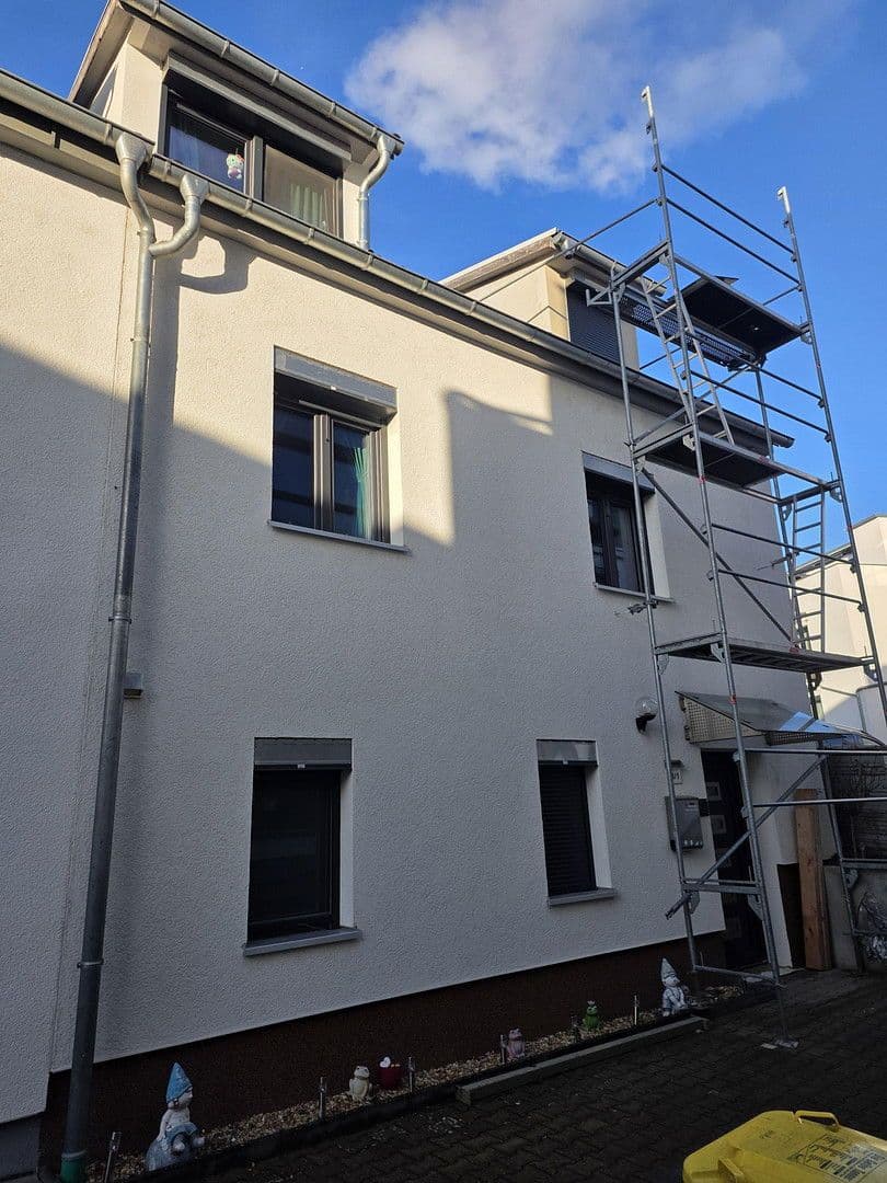 Prodej domu 120 m², pozemek 365 m², Schutzenstrasse, 21/1, Niefern-Öschelbronn, Bádensko-Württembersko Prodej domu 120 m², pozemek 365 m², Schutzenstrasse, 21/1, Niefern-Öschelbronn, Bádensko-Württembersko