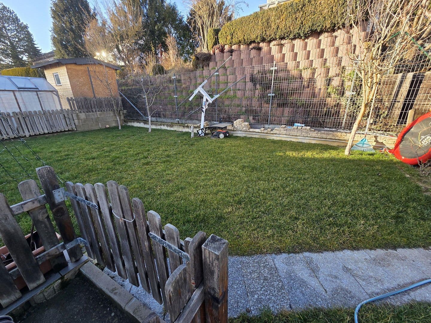 Prodej domu 120 m², pozemek 365 m², Schutzenstrasse, 21/1, Niefern-Öschelbronn, Bádensko-Württembersko Prodej domu 120 m², pozemek 365 m², Schutzenstrasse, 21/1, Niefern-Öschelbronn, Bádensko-Württembersko