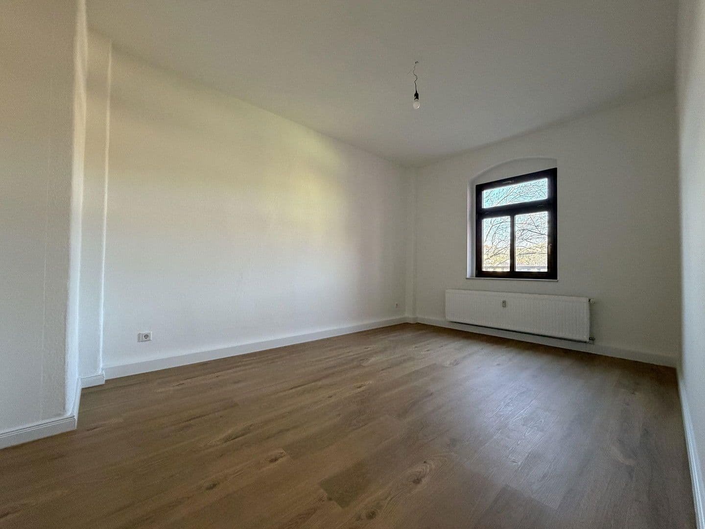 Prodej bytu 4+1 107 m², Sörgelstraße 4, Freital, Sasko Prodej bytu 4+1 107 m², Sörgelstraße 4, Freital, Sasko