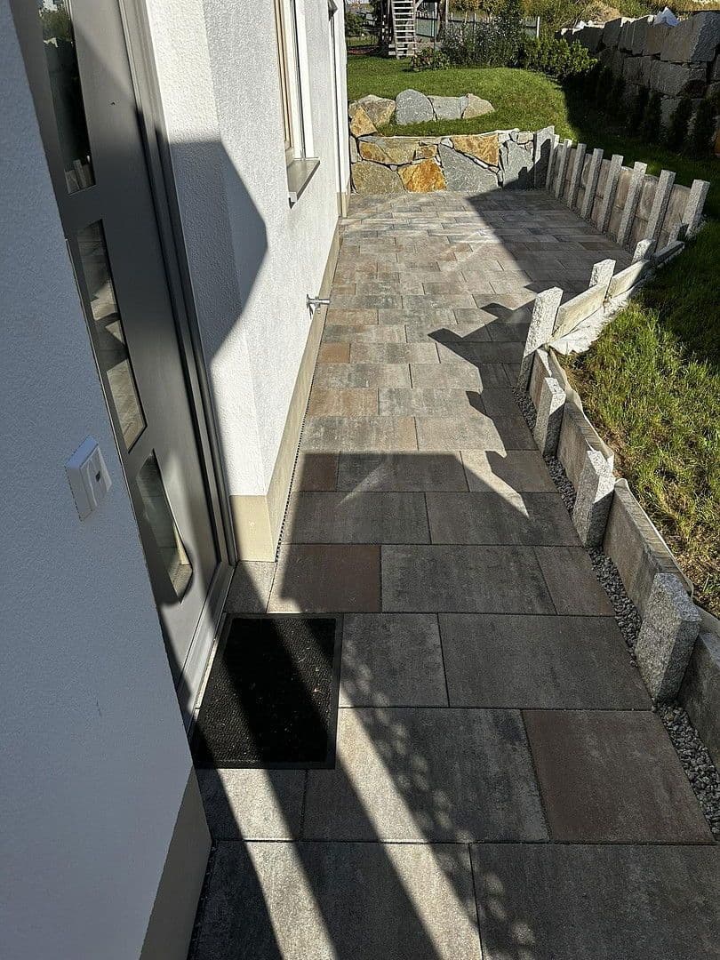 Pronájem domu 130 m², pozemek 337 m², Winzer, Bavorsko Pronájem domu 130 m², pozemek 337 m², Winzer, Bavorsko