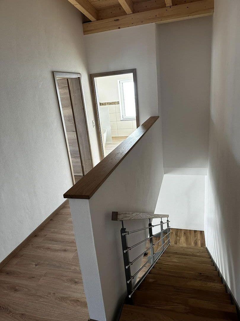 Pronájem domu 130 m², pozemek 337 m², Winzer, Bavorsko Pronájem domu 130 m², pozemek 337 m², Winzer, Bavorsko