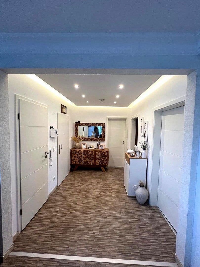 Prodej bytu 3+kk 96 m², Pforzheim, Bádensko-Württembersko Prodej bytu 3+kk 96 m², Pforzheim, Bádensko-Württembersko