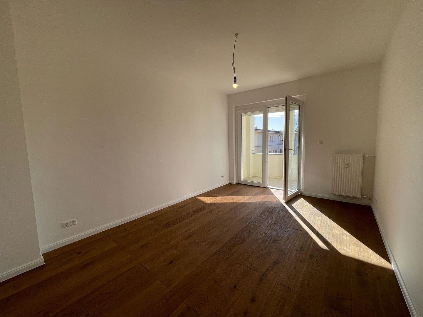Pronájem bytu 3+1 70 m², Berlin, Berlín Pronájem bytu 3+1 70 m², Berlin, Berlín
