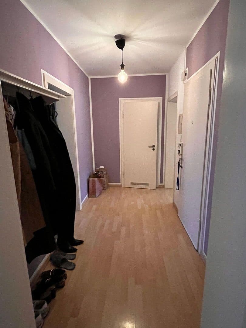 Pronájem bytu 2+1 64 m², Emilienstr. 37, Essen, Severní Porýní-Vestfálsko Pronájem bytu 2+1 64 m², Emilienstr. 37, Essen, Severní Porýní-Vestfálsko