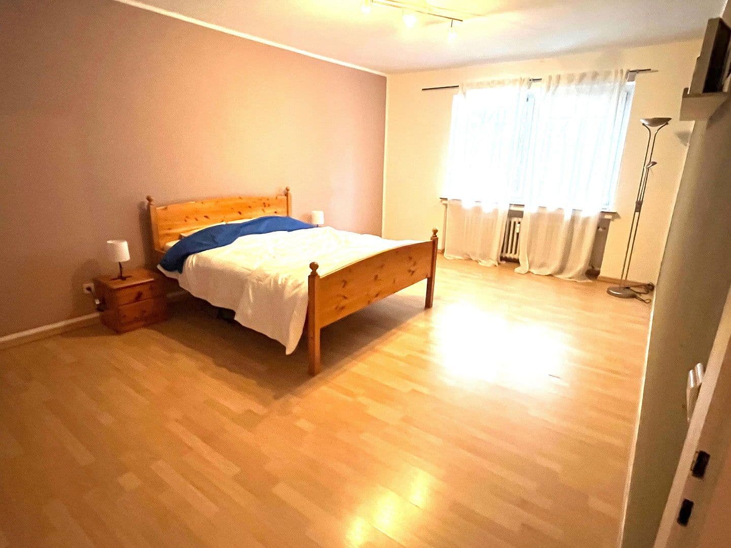 Pronájem bytu 2+1 64 m², Emilienstr. 37, Essen, Severní Porýní-Vestfálsko Pronájem bytu 2+1 64 m², Emilienstr. 37, Essen, Severní Porýní-Vestfálsko