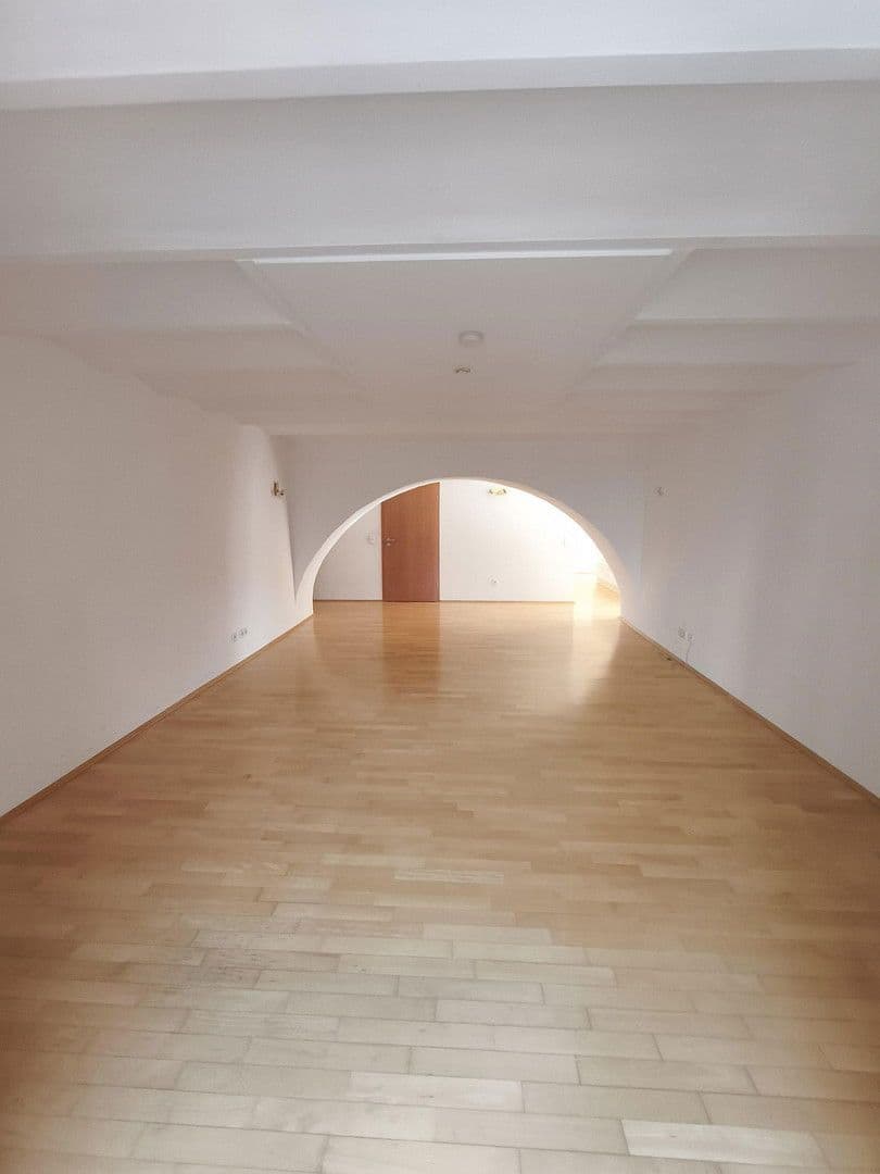 Prodej bytu 5+1 175 m², Mainz, Porýní-Falc Prodej bytu 5+1 175 m², Mainz, Porýní-Falc