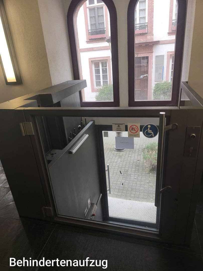 Prodej bytu 5+1 175 m², Mainz, Porýní-Falc Prodej bytu 5+1 175 m², Mainz, Porýní-Falc