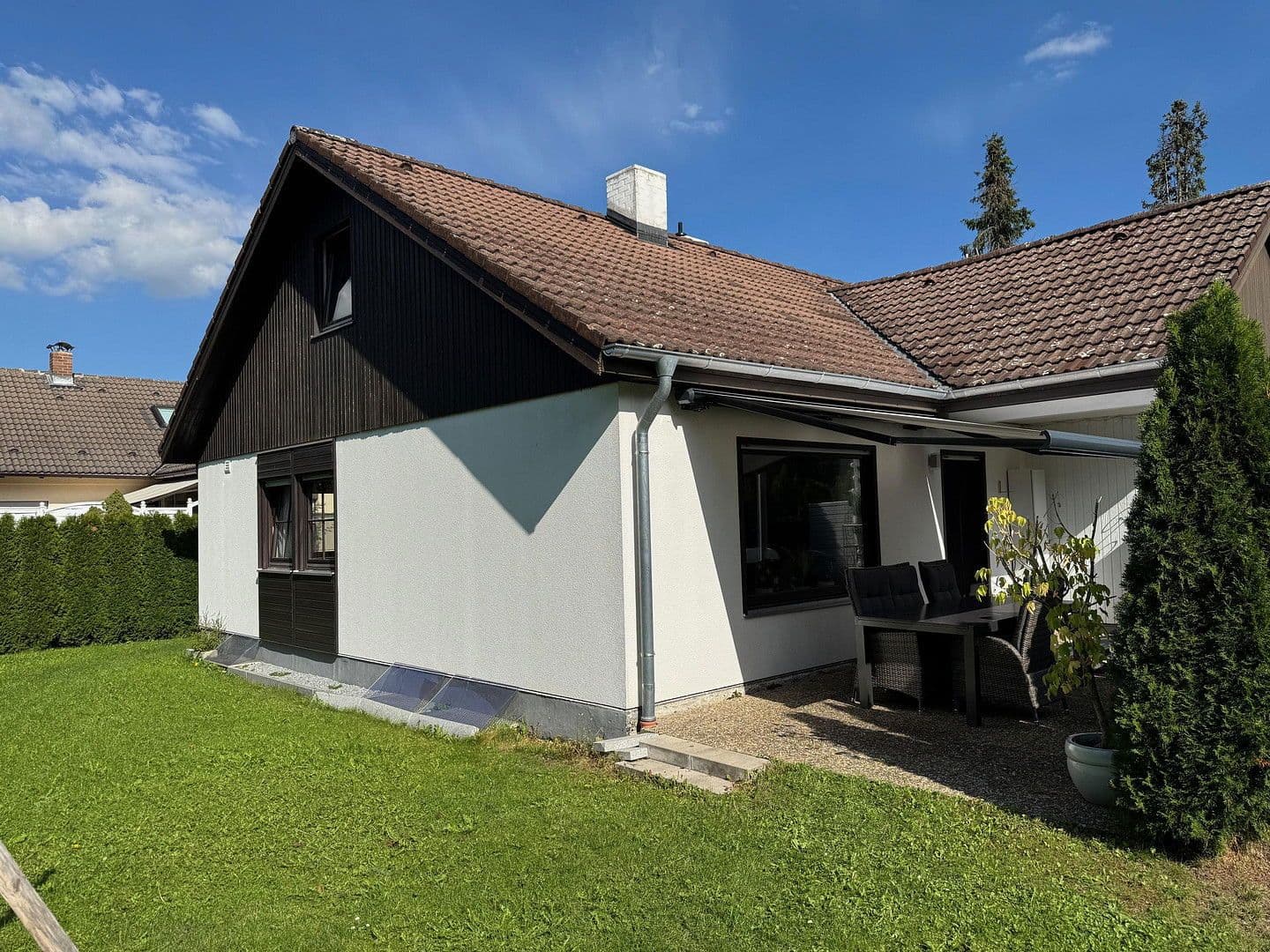 Prodej domu 120 m², pozemek 590 m², Königsbrunn, Bavorsko Prodej domu 120 m², pozemek 590 m², Königsbrunn, Bavorsko