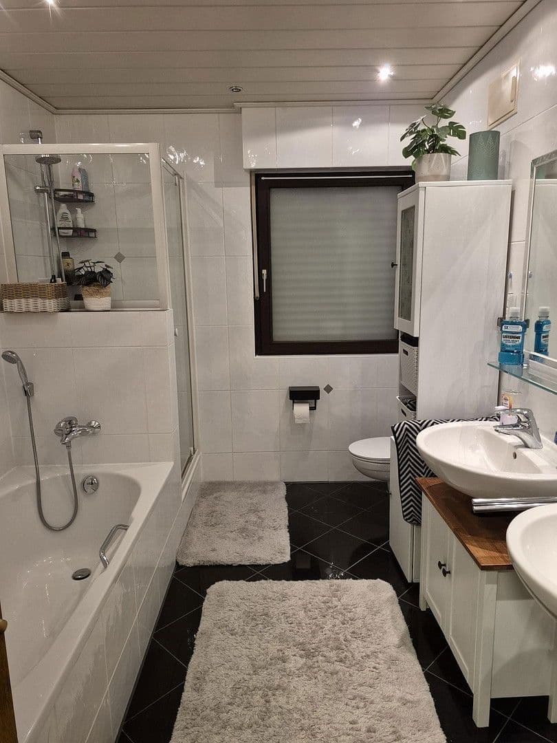 Prodej domu 120 m², pozemek 590 m², Königsbrunn, Bavorsko Prodej domu 120 m², pozemek 590 m², Königsbrunn, Bavorsko