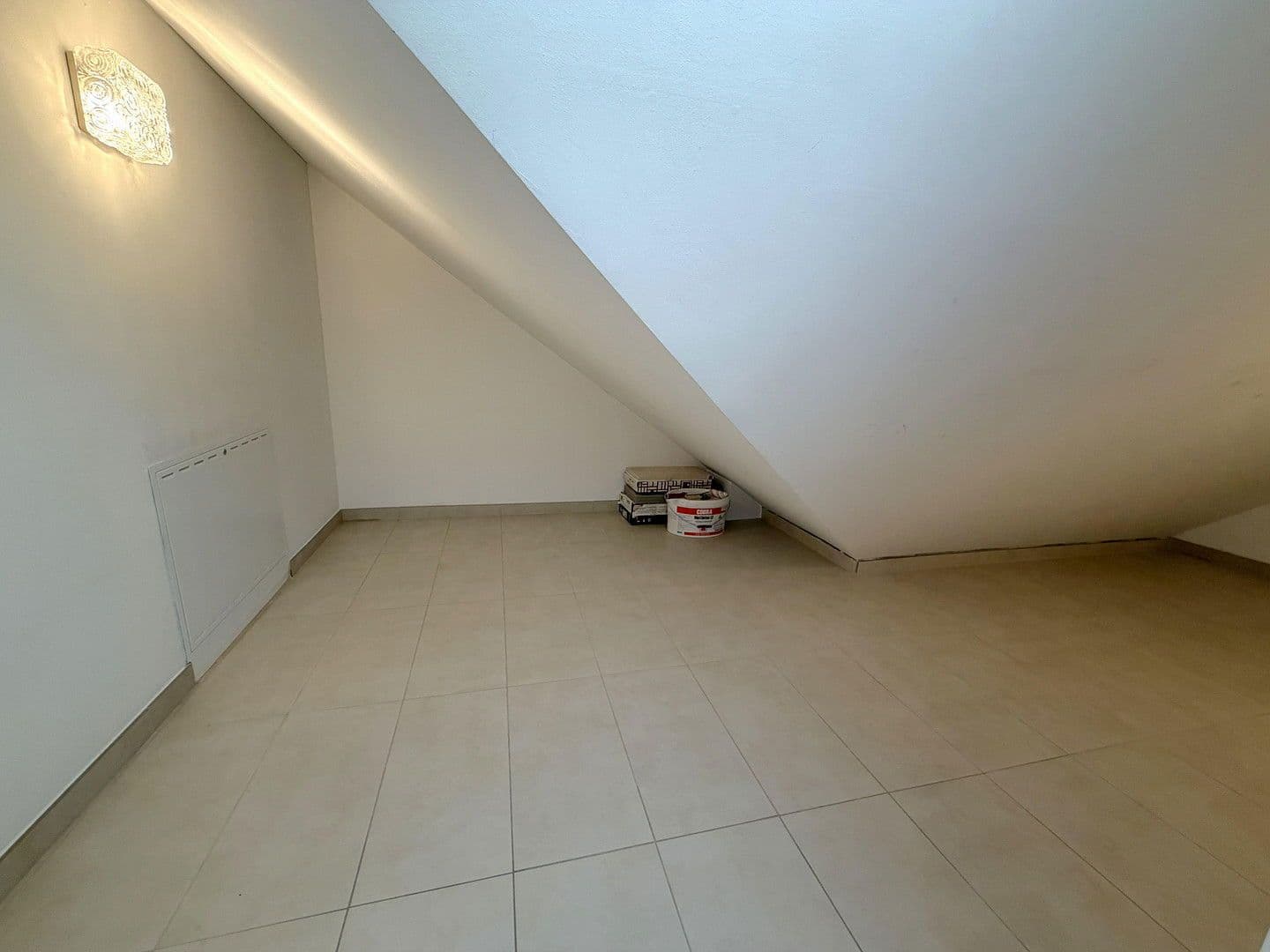 Prodej bytu 3+kk 98 m², Weinstadt, Bádensko-Württembersko Prodej bytu 3+kk 98 m², Weinstadt, Bádensko-Württembersko