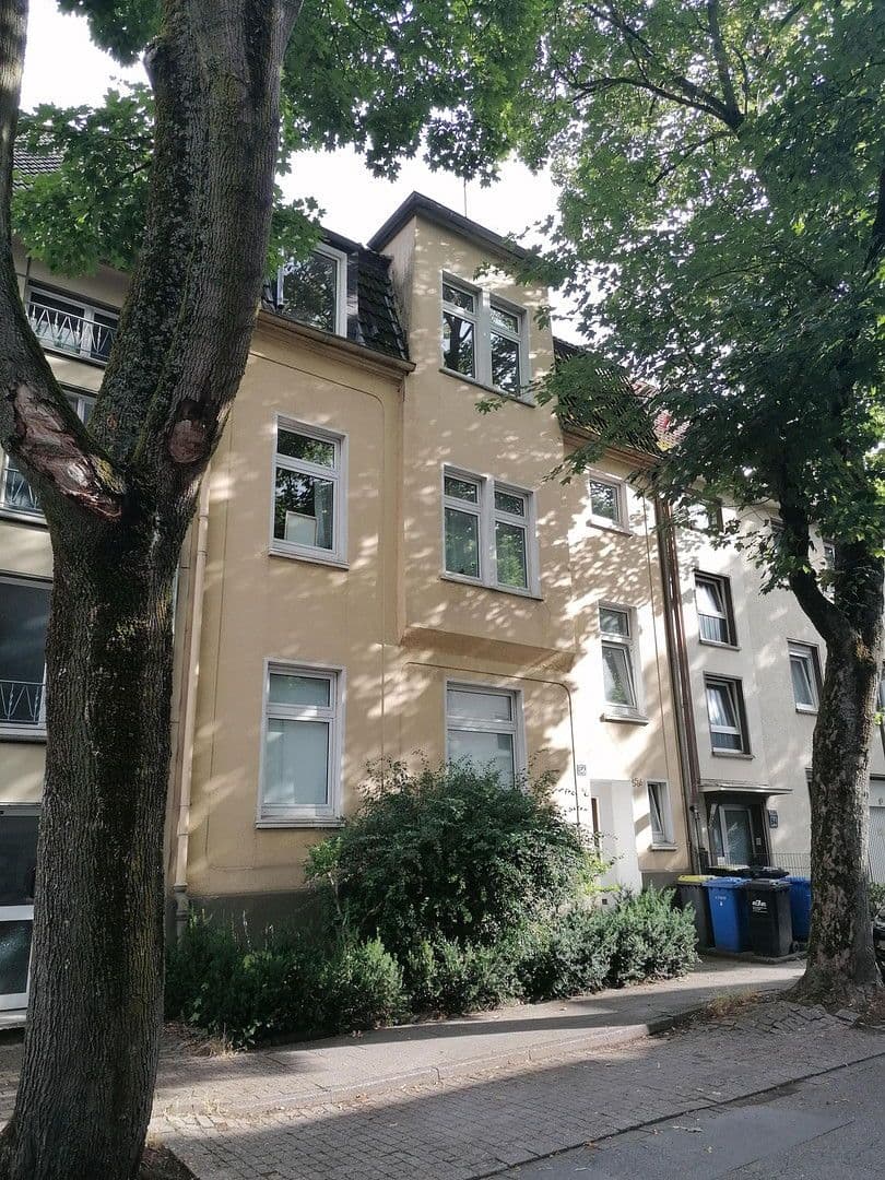 Pronájem bytu 3+1 93 m², Essen, Severní Porýní-Vestfálsko Pronájem bytu 3+1 93 m², Essen, Severní Porýní-Vestfálsko