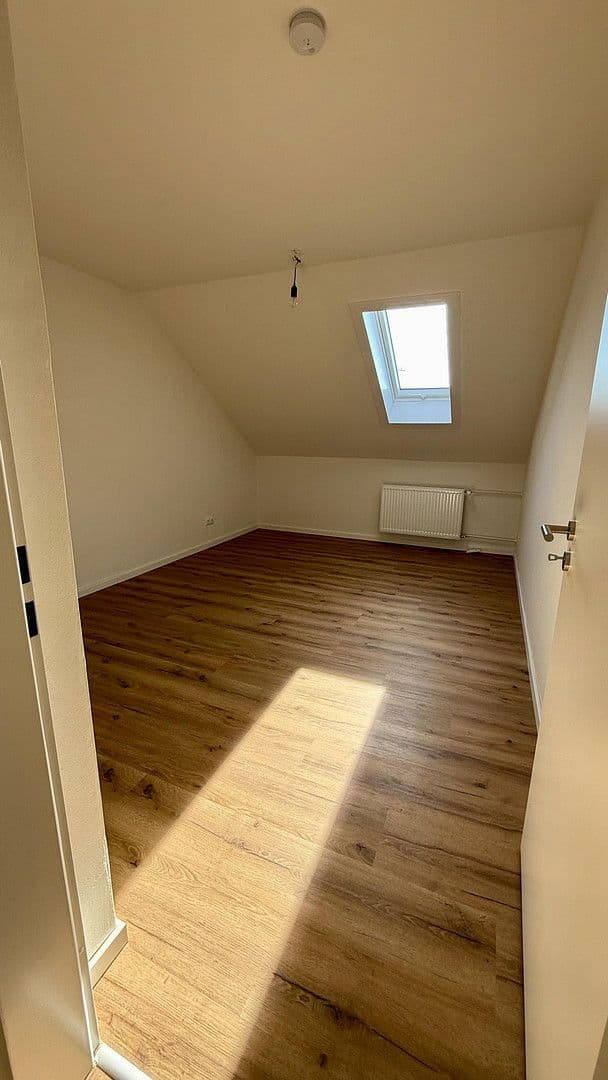 Pronájem bytu 2+1 50 m², Donaustauf, Bavorsko Pronájem bytu 2+1 50 m², Donaustauf, Bavorsko