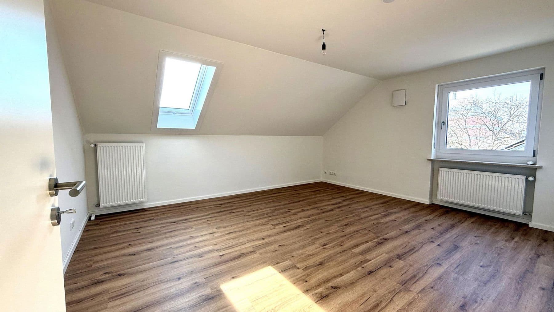 Pronájem bytu 2+1 50 m², Donaustauf, Bavorsko Pronájem bytu 2+1 50 m², Donaustauf, Bavorsko