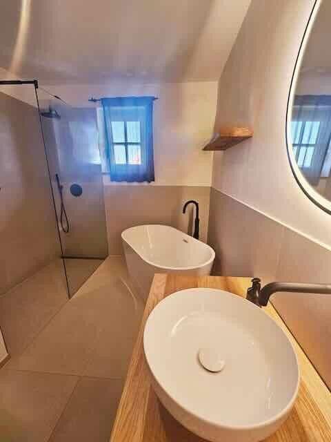 Prodej domu 209 m², pozemek 1.117 m², Frühlingstraße 8, Teisendorf, Bavorsko Prodej domu 209 m², pozemek 1.117 m², Frühlingstraße 8, Teisendorf, Bavorsko