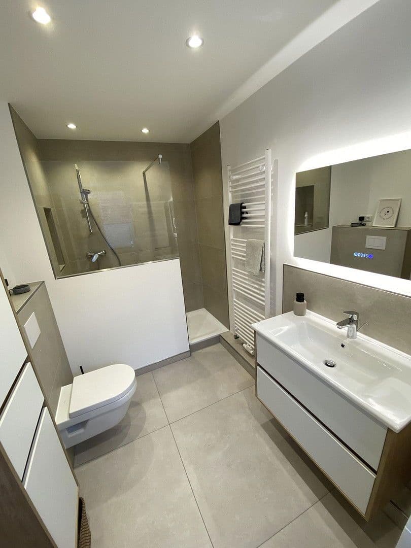 Pronájem bytu 3+1 94 m², Oldenburg in Holstein, Šlesvicko-Holštýnsko Pronájem bytu 3+1 94 m², Oldenburg in Holstein, Šlesvicko-Holštýnsko