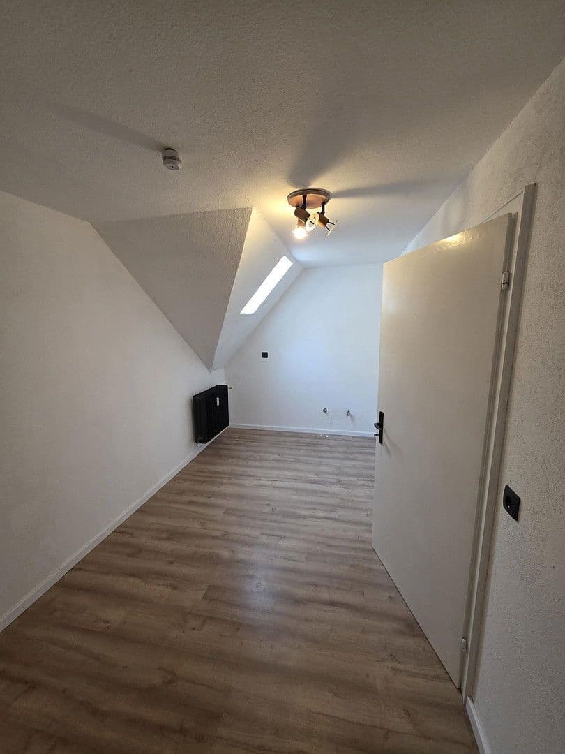 Pronájem bytu 4+1 115 m², Hauptstraße 19, Bruchweiler-Bärenbach, Porýní-Falc Pronájem bytu 4+1 115 m², Hauptstraße 19, Bruchweiler-Bärenbach, Porýní-Falc