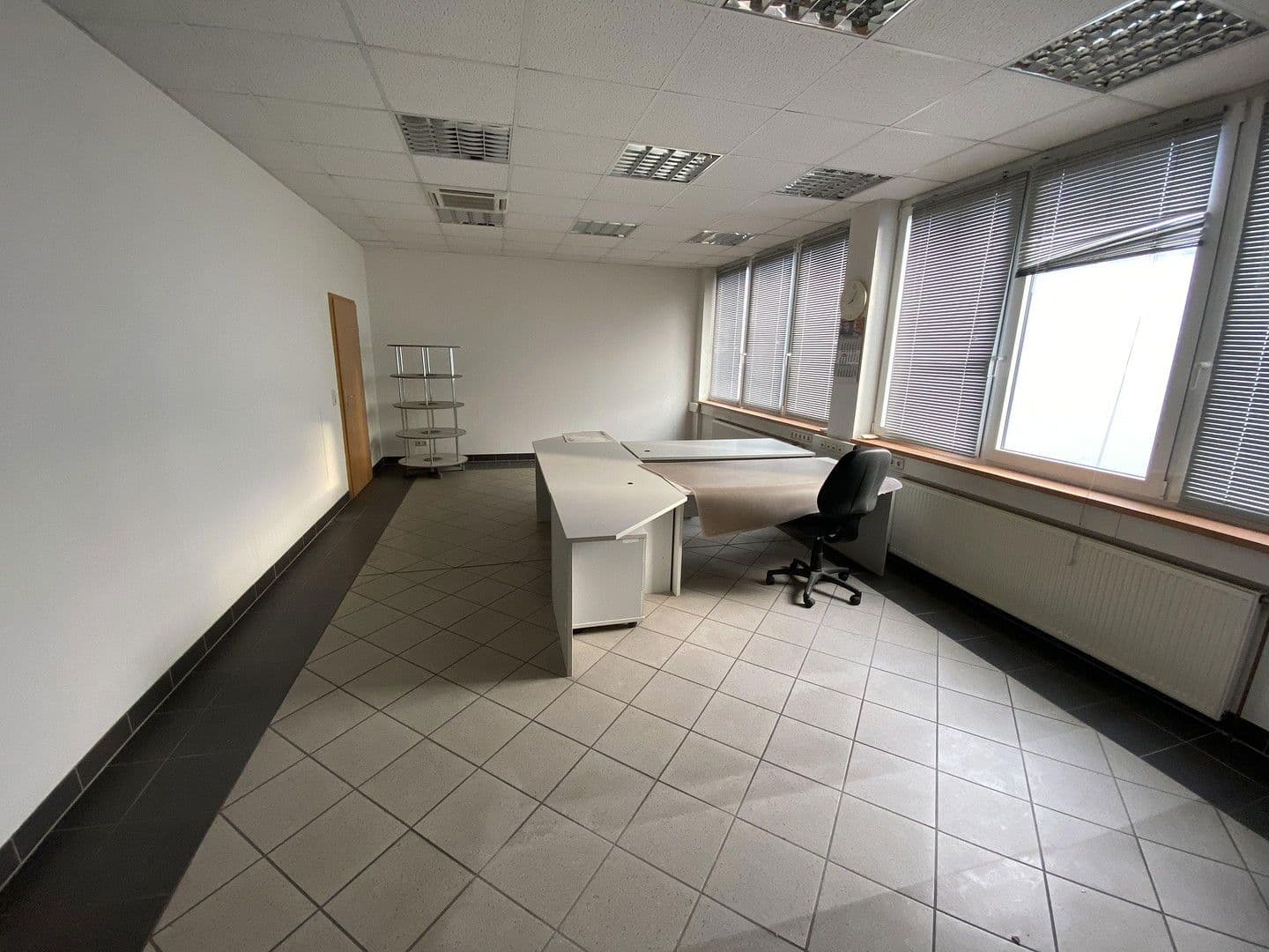 Prodej nebytového prostoru 7.574 m², Sülzborn 2, Magdeburg, Sasko-Anhaltsko Prodej nebytového prostoru 7.574 m², Sülzborn 2, Magdeburg, Sasko-Anhaltsko