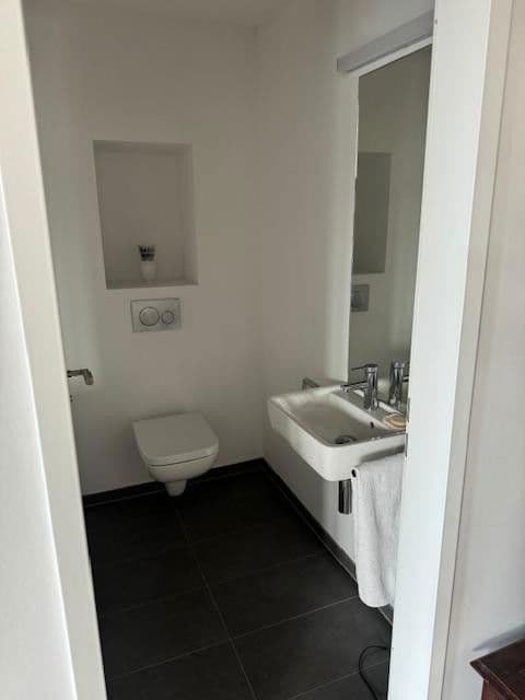 Pronájem bytu 2+1 93 m², Herzogstraße 79A, Düsseldorf, Severní Porýní-Vestfálsko Pronájem bytu 2+1 93 m², Herzogstraße 79A, Düsseldorf, Severní Porýní-Vestfálsko