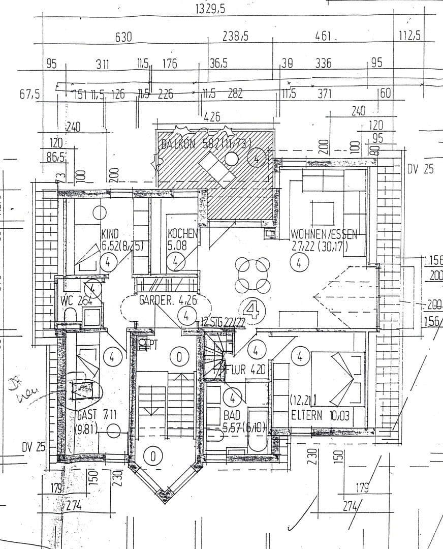 Prodej bytu 4+kk 102 m², Stuttgart, Bádensko-Württembersko Prodej bytu 4+kk 102 m², Stuttgart, Bádensko-Württembersko